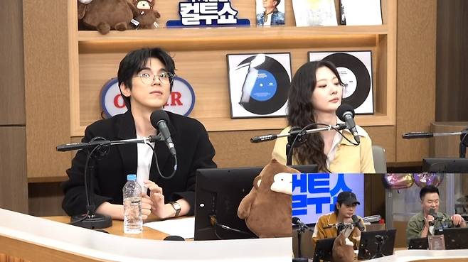 SBS 파워FM 두시탈출 컬투쇼 보이는 라디오 방송 화면 캡처