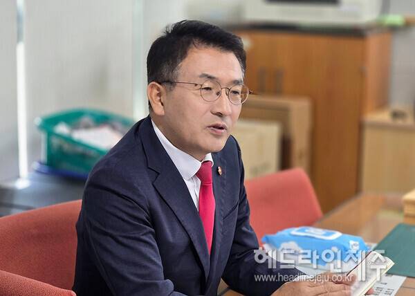 지난 4일 출마 기자회견을 하고 있는 고기철 후보.