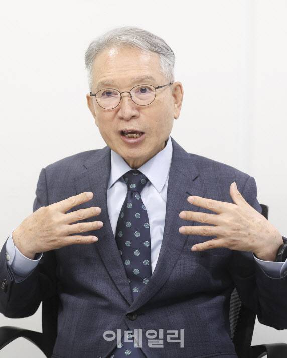 [이데일리 이영훈 기자] 김형오 전 국회의장 인터뷰