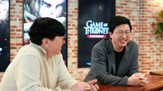 (좌측부터) 장현일 넷마블네오 PD, 문준기 넷마블 사업본부장.