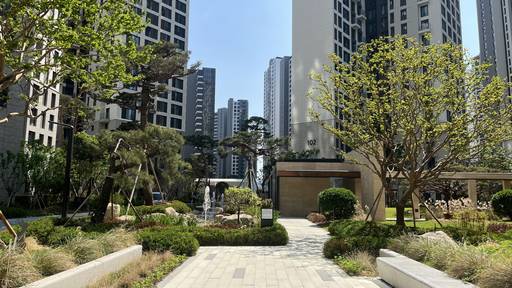 '잠실 르엘' 단지 내 전경./성채리 인턴기자