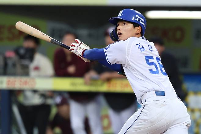 삼성 김상준이 6일 대구삼성라이온즈파크에서 열린 2026 KBO리그 정규시즌 키움과 경기에서 타격하고 있다. 사진 | 삼성 라이온즈