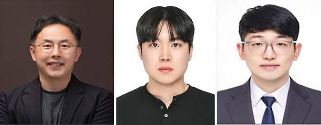 연구진 사진. (왼쪽부터)이정훈 고려대 KU-KIST융합대학원 교수(교신저자), 박정수 고려대 기계공학부 박사과정(제1저자), 이승민 고려대 KU-KIST융합대학원 박사후연구원(제1저자). 고려대 제공