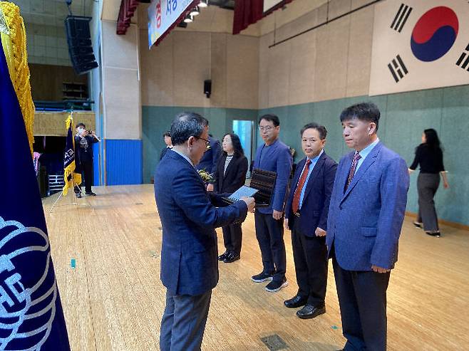 학교법인 서령학원이 설립 70주년을 맞아 5월 6일 서령고등학교 송파수련관에서 기념행사를 성황리에 개최했다.(사진=서령학원 제공)