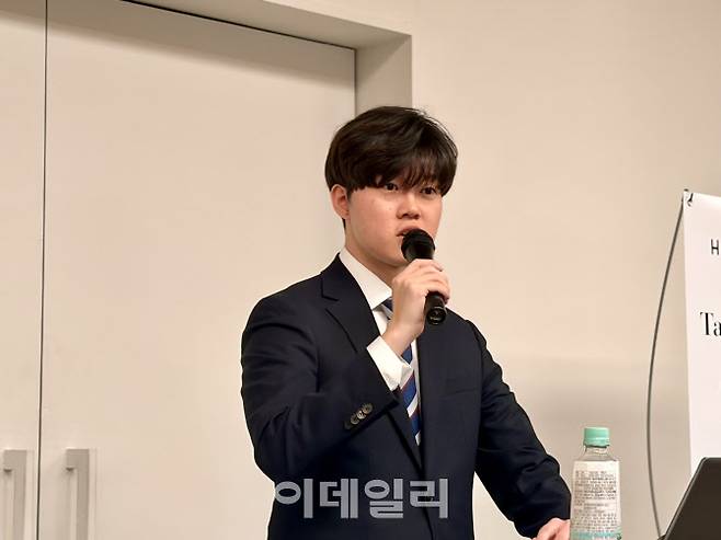 지난 7일 서울에서 열린 프레스 발표회에서 호시노 리조트가 추구하는 핵심 가치를 설명하고 있는 이승현 호시노 리조트 글로벌 마케팅 매니저 (사진=이민하 기자)