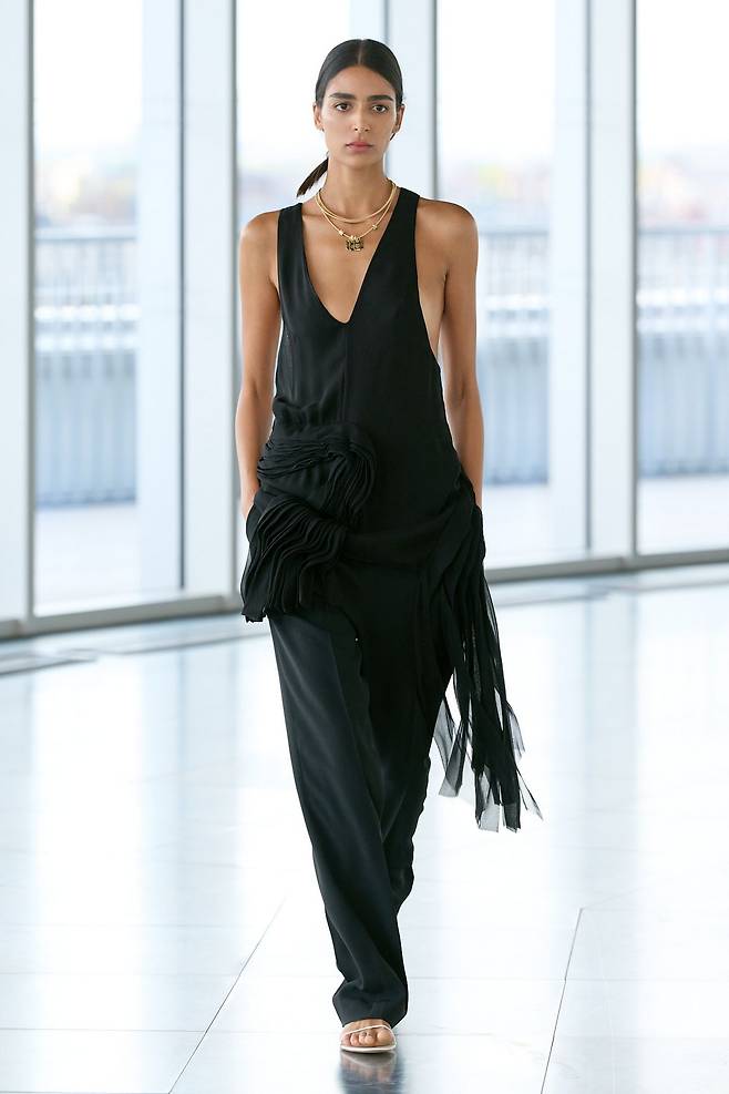 Tove 26 S/S