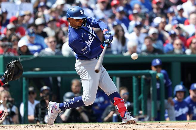 [워싱턴=AP/뉴시스] 메이저리그(MLB) LA 다저스의 무키 베츠. 2026.04.04
