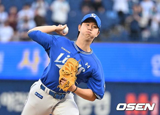 [OSEN=창원, 이석우 기자] 8일 창원NC파크에서 2026 신한 SOL KBO 리그 NC 다이노스와 삼성 라이온즈의 경기가 열렸다. 홈팀 NC는 목지훈이, 방문팀 삼성은 장찬희가 선발 출전했다. 삼성 라이온즈 선발투수 장찬희가 역투하고 있다. 2026.05.08 / foto0307@osen.co.kr