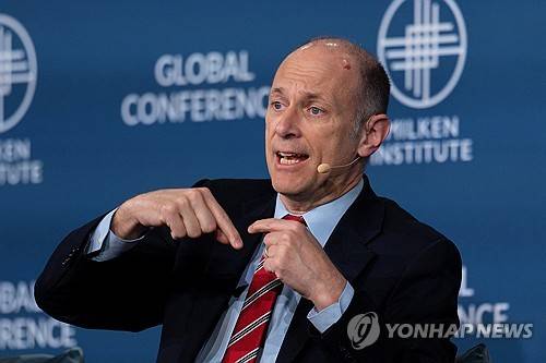 오스탄 굴스비 미국 시카고 연방준비은행 총재[연합뉴스 사진 제공]