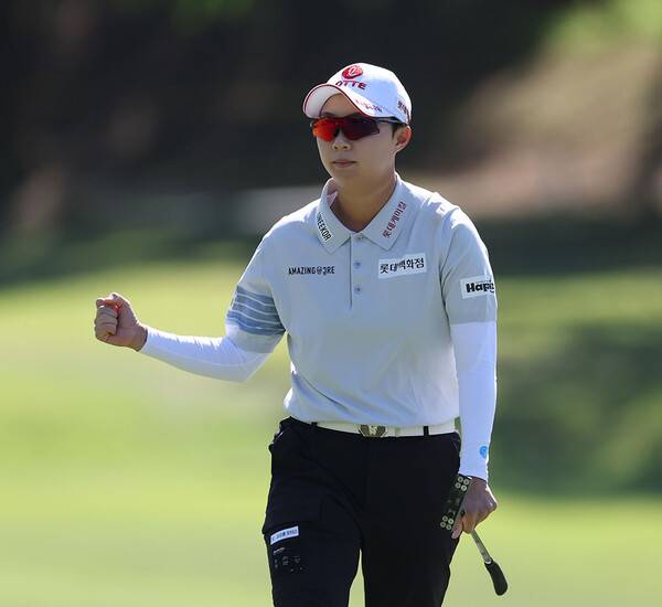 2026년 한국여자프로골프(KLPGA) 투어 NH투자증권 레이디스 챔피언십에 출전한 김효주 프로가 1라운드에서 경기하는 모습이다. 사진제공=KLPGA. (사진을 무단으로 사용하지 마십시오.)