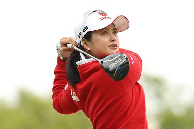 10일(한국시간) 미국 뉴저지주 웨스트 골드웰의 마운틴 리지CC에서 열린 LPGA투어 미즈호 아메리카스 오픈에서 3위에 자리한 최혜진. AFP연합뉴스