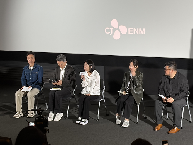 CJ ENM ‘2026 AI 컬처톡’ 행사 모습. 이날 행사에서 인공지능(AI)를 결합, 제작비를 크게 줄인 장편 영화 ‘아파트’를 공개했다. [사진 CJ ENM 제공]
