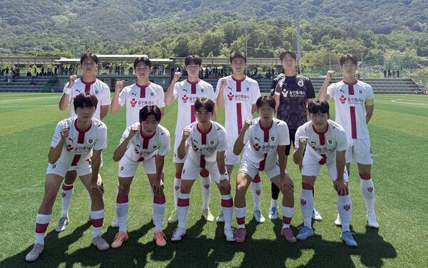 전국무대 첫 경기력 선보인 용인FC U18, 부천FC U18과 치열한 접전 끝 무승부.(사진제공=용인FC)