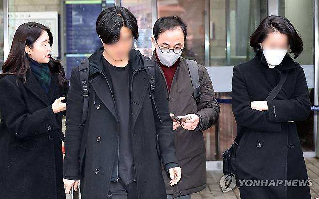'관저 이전 특혜 의혹' 영장심사 마친 김오진 전 차관 [연합뉴스 자료사진]
