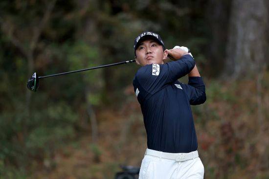 옥태훈이 KPGA 경북오픈에서 2연패에 도전한다. KPGA 제공