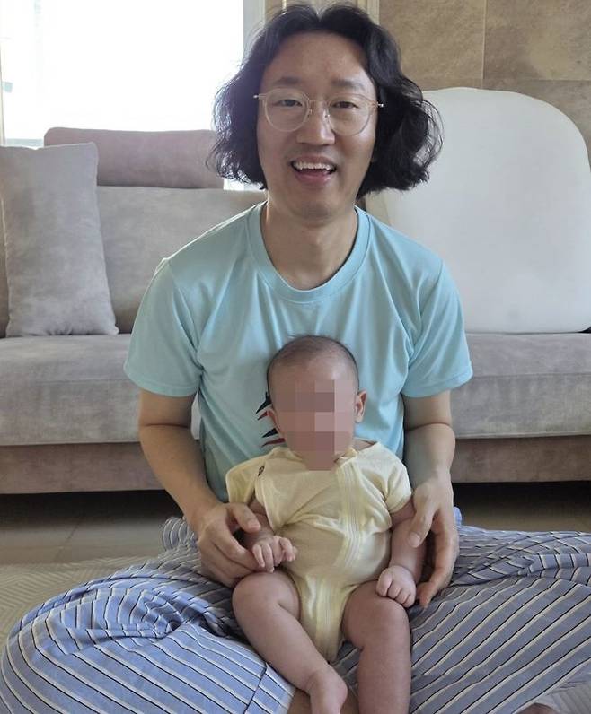 [서울=뉴시스]김경진과 아들(사진=SNS 캡처) 2026.05.12. photo@newsis.com *재판매 및 DB 금지