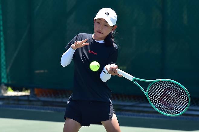 U-14 여자단식 결승에 진출한 최윤설. 황서진 기자