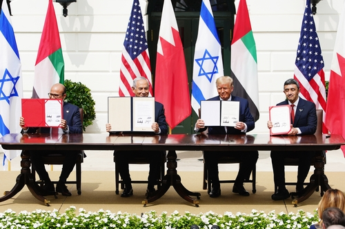 2020년 9월 트럼프 행정부 1기 시절 미국이 중재한 이스라엘과 아랍에미리트(UAE)를 비롯한 일부 걸프 국가들의 아브라함 협정 서명식. [EPA=연합뉴스]