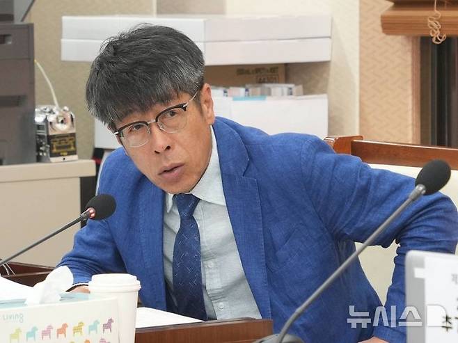 [평택=뉴시스] 유승영 제9대 전반기 평택시의회 의장. (사진=뉴시스 DB). photo@newsis.com