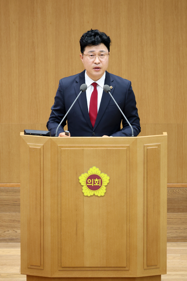 이영주 의원이 12일 열린 제390회 임시회 본회의에서 5분 자유발언을 진행하고 있다.(사진=경기도의회)