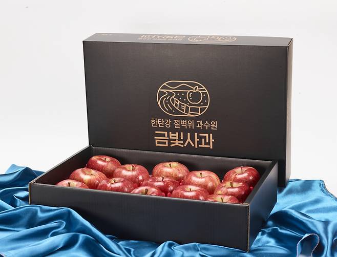 포천시 한탄강 절벽위 과수원 금빛사과 제품. 사진=금빛사과농원