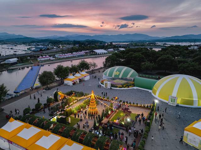 '2026 성주참외&생명문화축제 주무대 모습. 성주군 제공