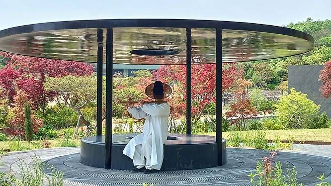 국악 공연이 열리고 있는 '선비의 나라'