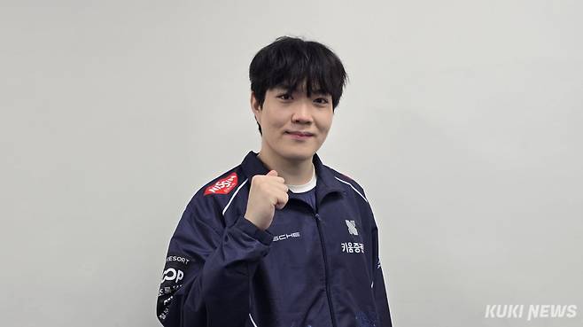 10일 베트남 하노이 전시센터(VEC)에서 ‘리치‘ 이재원이 쿠키뉴스와 인터뷰하고 있다. 김영건 기자