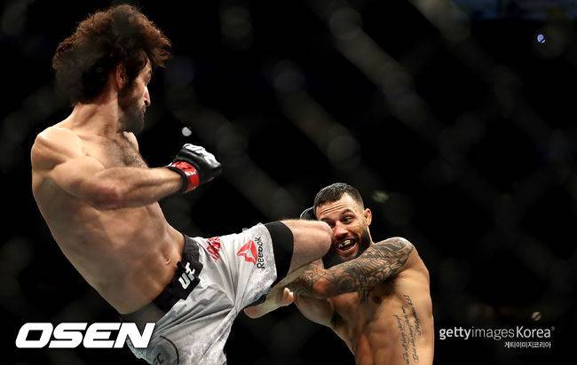 Zabit Magomedsharipov and Brandon Davis in their Featherweight bout during UFC 228 at American Airlines Center on September 8, 2018 in Dallas, United States.