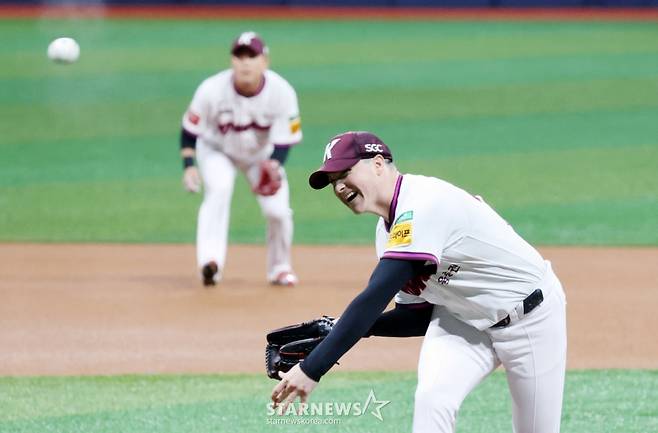 지난해 키움에서 활약한 케니 로젠버그. /사진=강영조 선임기자