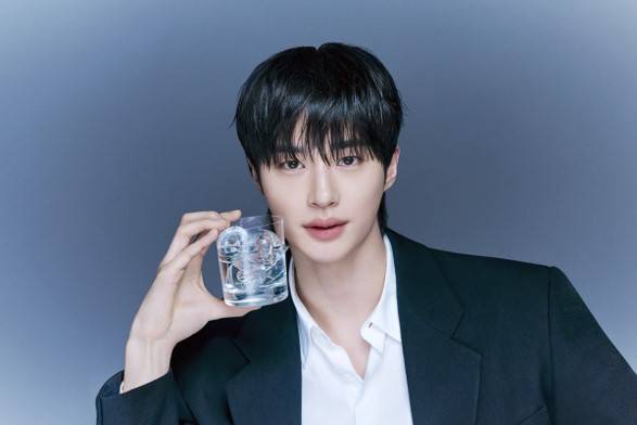 변우석