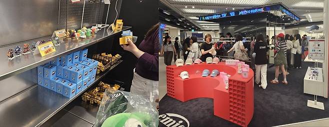 15일 오후 롯데백화점 본점 9층 키네틱 그라운드 내 ‘운빨존많겜’ 팝업스토어(왼쪽)에 일부 상품의 품절을 알리는 안내문이 부착됐다. K-패션 브랜드 ‘이미스’ 팝업스토어에는 많은 외국인 방문객들이 몰렸다. [김진 기자]