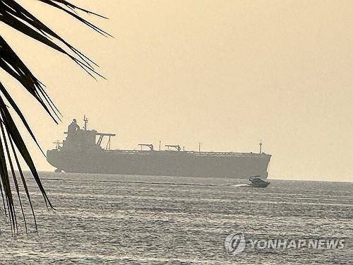 호르무즈해협 인근의 유조선 [UPI 연합뉴스 자료사진. 재판매 및 DB 금지]