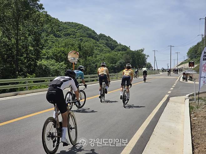 ▲ 2026 화천 DMZ 랠리가 17일 화천에서 3000여명의 선수들이 참가한 가운데 열렸다.
