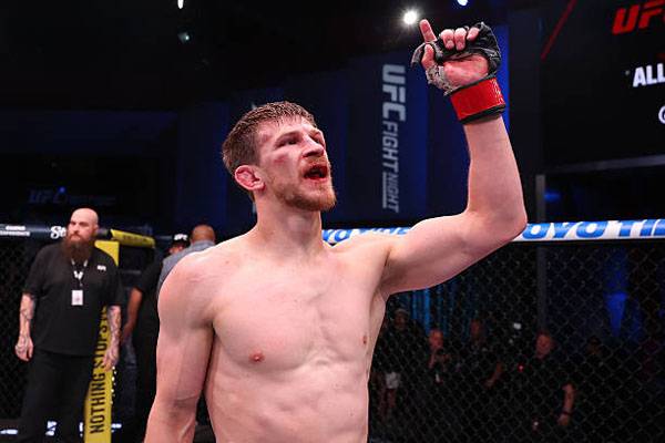 아놀드 알렌은 메인 이벤트에서 만장일치 판정승을 거뒀다. 사진 제공= UFC