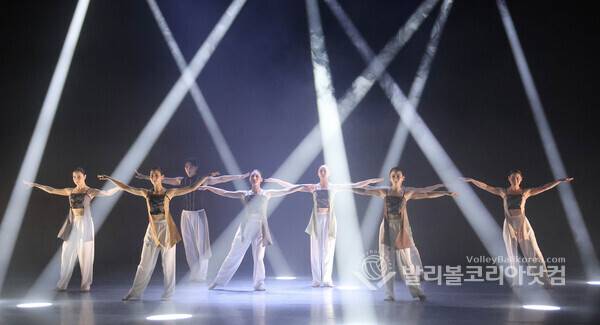 김용범 안무가, 매미의 7일생 담은 'Mem 마지막 울음' 선보여.(사진=김경수 기자/ 2026.5.15/ 발리볼코리아닷컴)