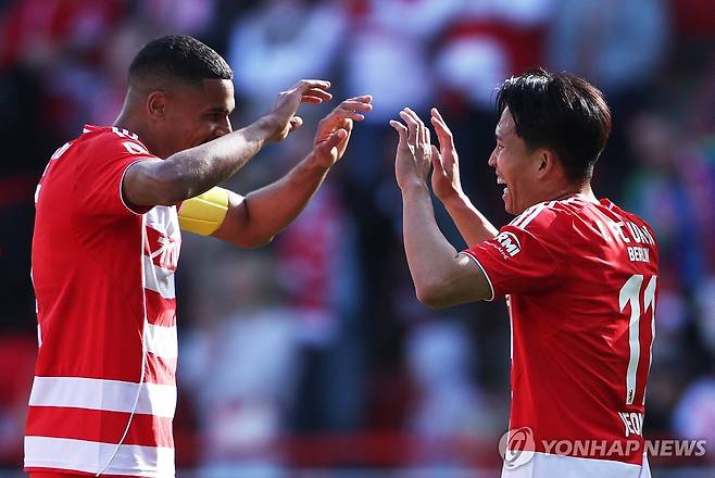 골 넣고 기뻐하는 정우영(오른쪽) [로이터=연합뉴스]