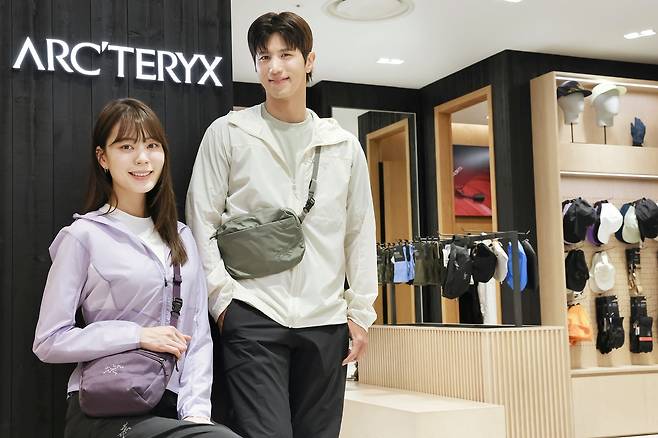 타임스퀘어점에 아웃도어 브랜드 '아크테릭스' 매장도 오픈 [신세계백화점 제공. 재판매 및 DB 금지]
