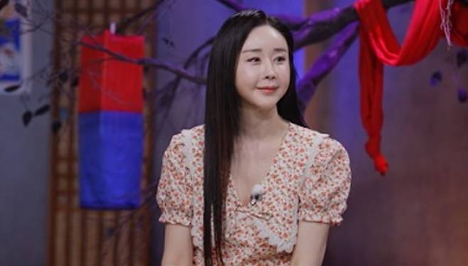 SBS Plus ‘신빨토크쇼 귀묘한 이야기2’ 20회에서는 ‘대길’을 주제로 함소원, SF9 강찬희가 출연한다 / 사진 제공 = SBS Plus ‘신빨토크쇼 귀묘한 이야기2’