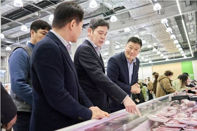 정용진 신세계그룹 회장이 인천시 남동구 ‘트레이더스 구월점’을 찾았다.(사진제공=신세계그룹)