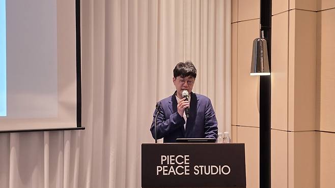 ▲18일 서울 여의도에서 피스피스스튜디오 기업공개(IPO) 기자간담회가 열렸다. 간담회에서 서승완 각자대표가 발표하고 있다. [사진=최태현 기자]