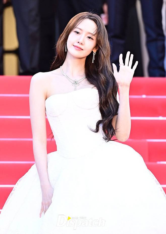 Actress Im Yoon-ah showcased her dazzling beauty while attending the Red Carpet event at the 79th Cannes International Film Festival in Cannes, France. Appearing in a white dress, Im Yoon-ah captivated the attention of the audience with her innocent visuals and lovely smile.
