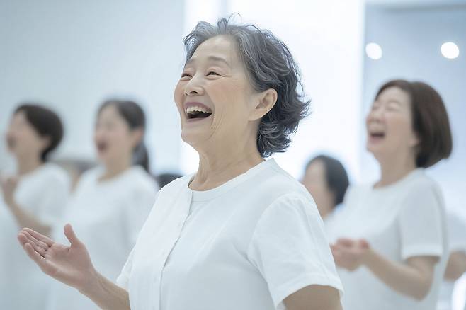 고령자의 독립생활을 위해서는 인지 기능과 근력, 균형감각, 사회적 관계 등 전반적인 생활 능력을 함께 점검해야 한다. 클립아트코리아
