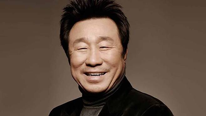 1981년 데뷔 이후 45년 세월 동안 철저한 루틴으로 무대와 스크린을 지켜온 흔적. 세계일보 자료사진