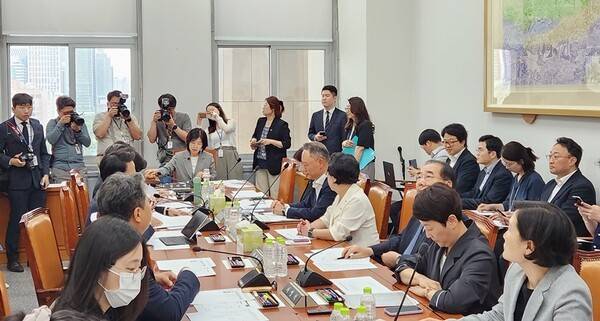 19일 진행된 국회 보건복지위원회 법안심사제1소위원회