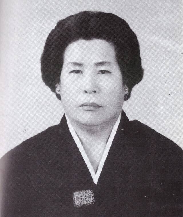 곤계 백금옥 여사는 불우한 환경을 극복하고, 여성이 배울 수 있는 세상을 향해 온 삶을 바친 참사람이다. 금옥장학회 제공