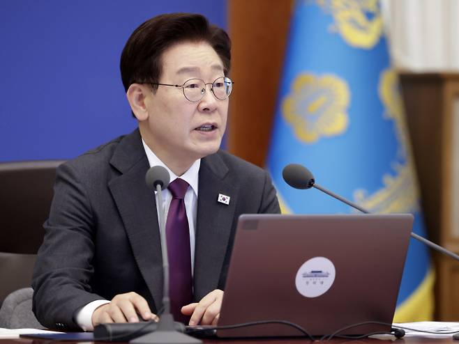 이재명 대통령, 수석보좌관회의 발언이재명 대통령이 21일 청와대에서 열린 수석보좌관회의에서 발언하고 있다./연합뉴스