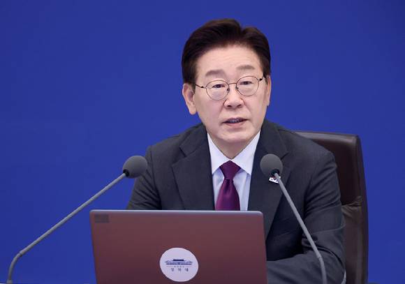 이재명 대통령이 21일 청와대에서 열린 수석보좌관회의에서 발언하고 있다. 2026.5.21 [사진=연합뉴스]