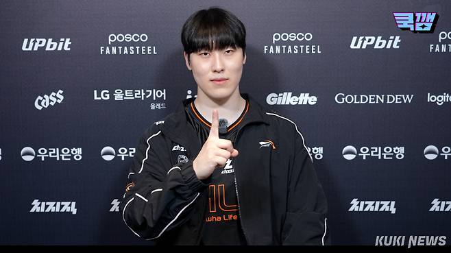 ‘제카’ 김건우가 21일 서울 종로구 롤파크 LCK 아레나에서 쿠키뉴스와 인터뷰하고 있다. 쿠키뉴스 쿡깸