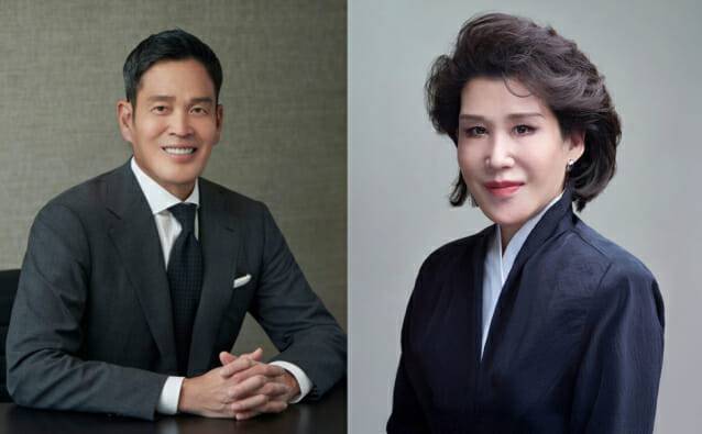 정용진 신세계그룹 회장(왼쪽)과 정유경 신세계 회장. (사진=신세계그룹)